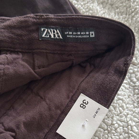 Zara Men's Chocolate Brown Flat Front Shorts - Picture 2 of 5